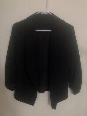 POGTMM Blazer Open Front Women's Size M Black 3/4 Sleeves Ruched Cuffs